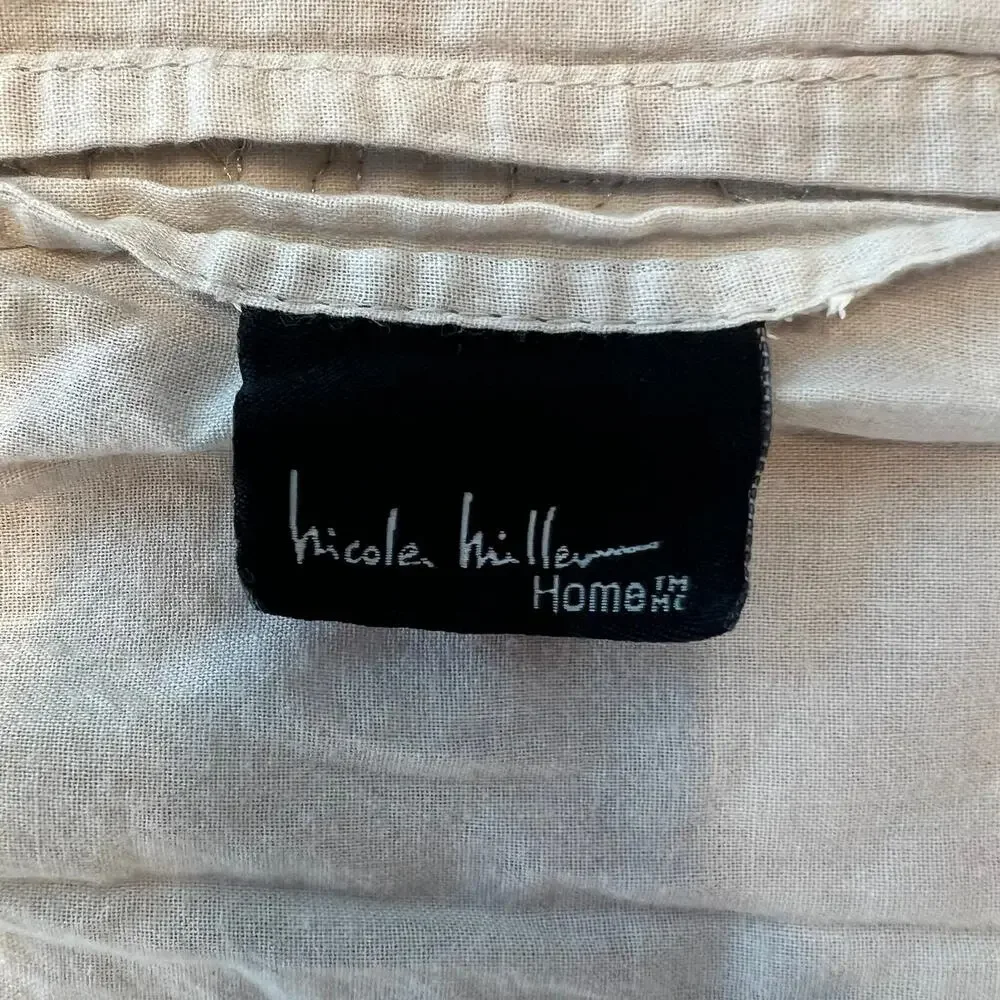 Nicole Miller Home Artelier‎ Cream Pillow Shams Standard 2 Piece Set Quilted